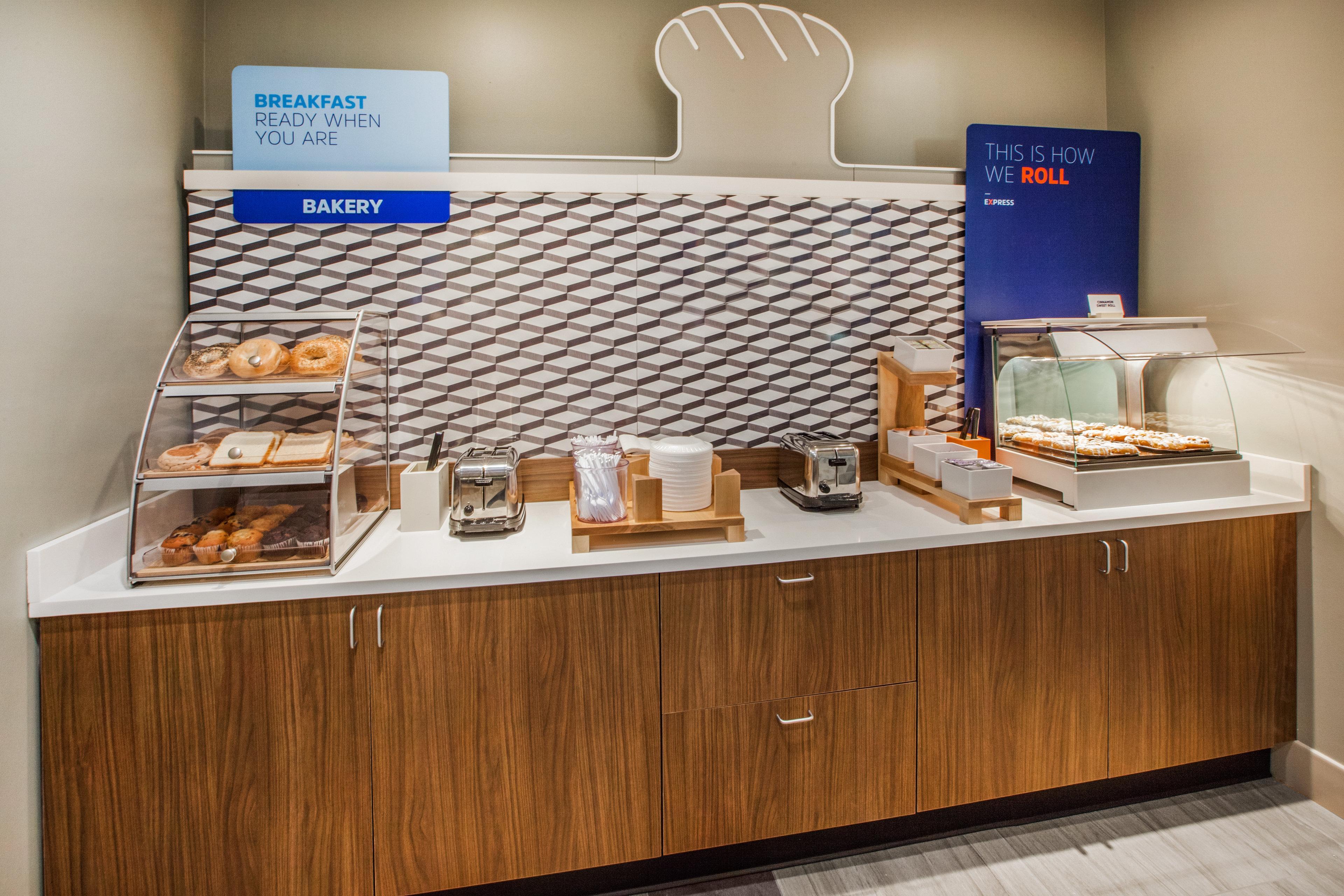 Holiday Inn Express & Suites Greenville Se - Simpsonville By Ihg Екстериор снимка